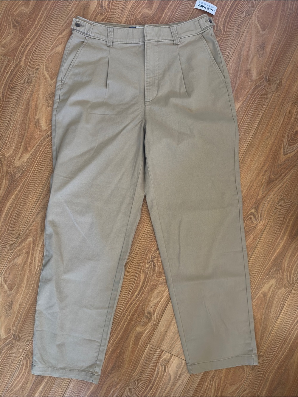 Old Navy High Rise Women's Pleated Chino Pants in Tan Tall